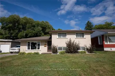 196 GLADSTONE Avenue, North Bay, ON P1A 2L9