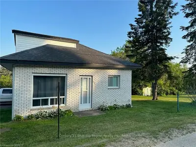601 BRYDGES Street, Mattawa, ON P0H 1V0