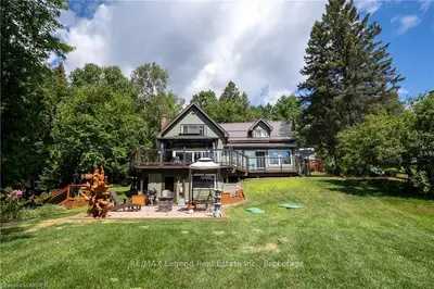 35 WILD CHERRY Lane, North Bay, ON P1B 8G4