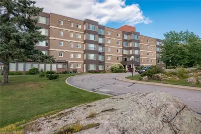 118 BLAIR Street 205, North Bay, ON P1A 4J1