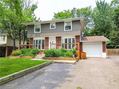 336 CAMELOT Drive, North Bay, ON P1A 3K7