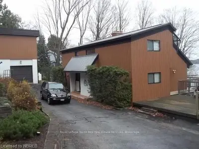 245 Northshore Road, North Bay, On P1b 8g4