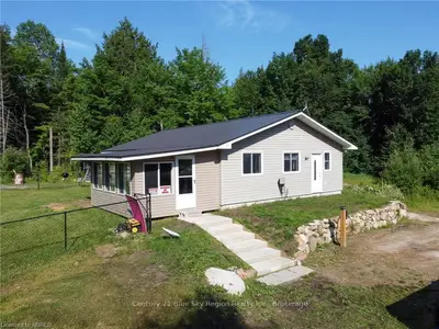 278 GRAND DESERT Road, Bonfield, ON P0H 1E0