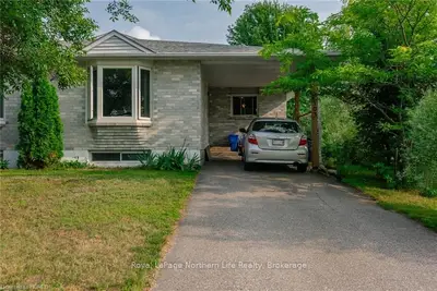 103 TURNER Drive, North Bay, ON P1A 4H5