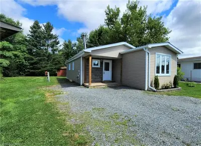 280 GOULARD Road 17, West Nipissing, ON P2B 2S1