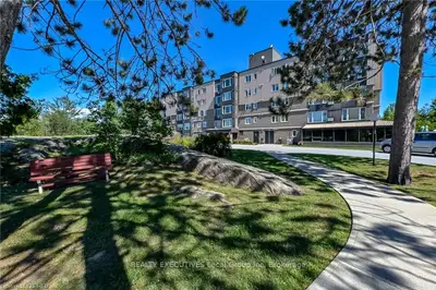 116 BLAIR Street 202, North Bay, ON P1A 4E6