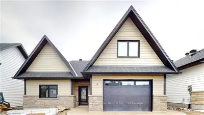 3 GRAND MAPLE Lane, North Bay, ON P1C 0B9
