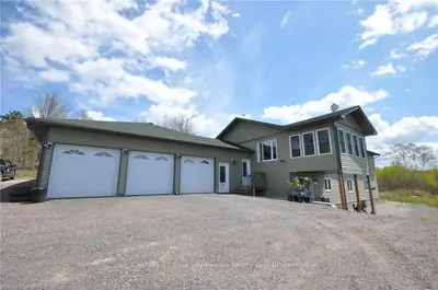 174 JOHNSON Road, East Ferris, ON P0H 1K0