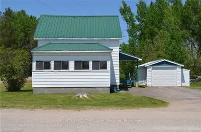 100 SWEEZY Street E, Powassan, ON P0H 2L0