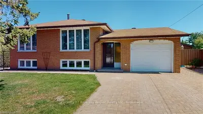 66 MULLIGAN Street, North Bay, ON P1A 3P3