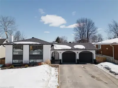 174 CAMPBELL Avenue, North Bay, ON P1A 1W3