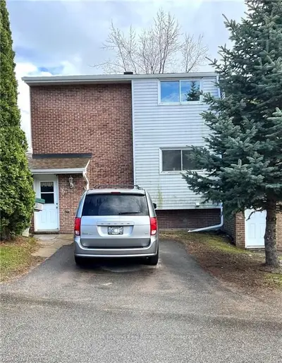 667 GORMANVILLE Road 16, North Bay, ON P1B 8N9