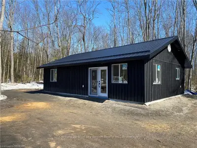 1416 JOCKO POINT Road, North Bay, ON P1B 8G5
