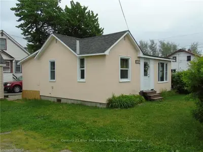 1404 SHEA Street, North Bay, ON P1B 7Z1