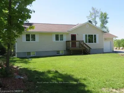 104 Lakeview Court, Bonfield, On P0h 1e0