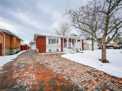 43 Marshall Park Drive, North Bay, ON P1A 2P1