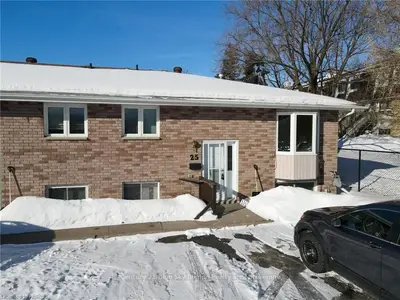 624 LAKESHORE Drive 25, North Bay, ON P1A 2E8