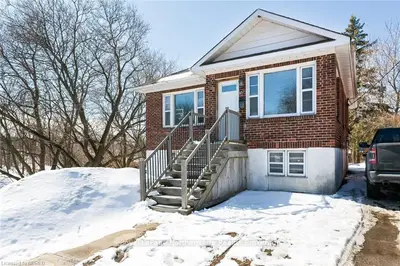 653 MCINTYRE Street E, North Bay, ON P1B 1E6