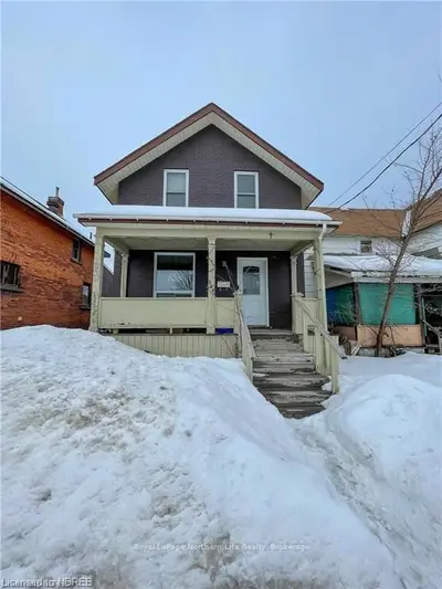 584 FRONT Street, North Bay, ON P1B 4W7