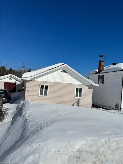 11 CEDAR Street, Unorganized Townships, ON P0H 2J0