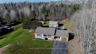 255 BIG MOOSE Road, East Ferris, ON P0H 1K0