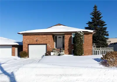 822 MCLEOD Street, North Bay, ON P1B 9A5
