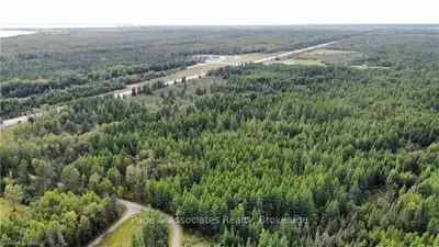 13261 HWY 17, North Bay, ON, P2B 2J5