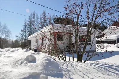 5379 HWY 11, North Bay, ON, P1B 8G3
