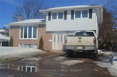 220 MULLIGAN Street, North Bay, ON P1A 3P3