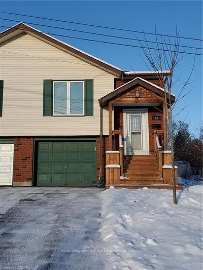 53 JOHNSTON Road, North Bay, ON P1B 8G1