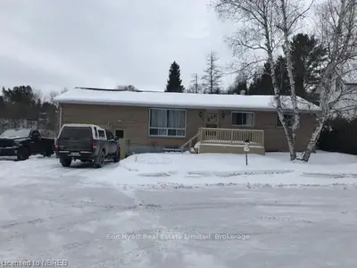 58 JAMES Street, Burk's Falls, ON P0A 1C0