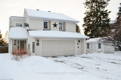 5 BIRCH Street, Powassan, ON P0H 1Z0