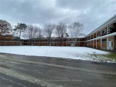 40 JUDGE Avenue 12B, North Bay, ON P1A 1B4