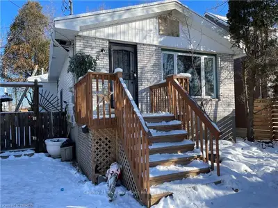 8 POLLARD Avenue, North Bay, ON P1A 1Z5