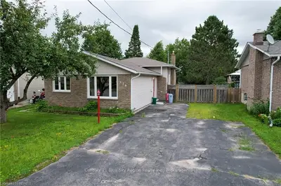 270 MULLIGAN Street, North Bay, ON P1A 3P3