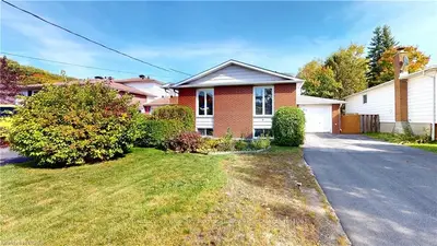 31 SOUTHVIEW Crescent, North Bay, ON P1B 8T9