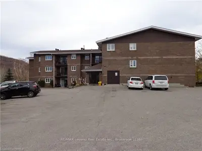 2959 TROUT LAKE Road 105, North Bay, ON P1A 4C9