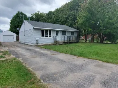 25 CORBETT Street, North Bay, ON P1A 1M6
