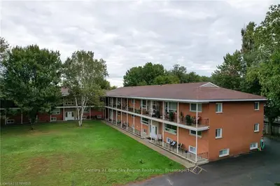 40 Judge Avenue 15, North Bay, ON P1A 1B4