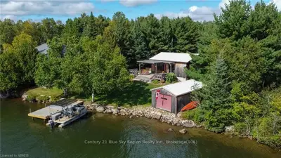 60 CHERRY Lane, East Ferris, ON P0H 1K0