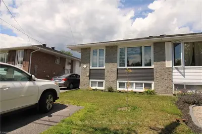 1552 FERGUSON Street, North Bay, ON P1B 8L9