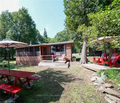 454 HEMLOCK, East Ferris, ON, P1B 8G4
