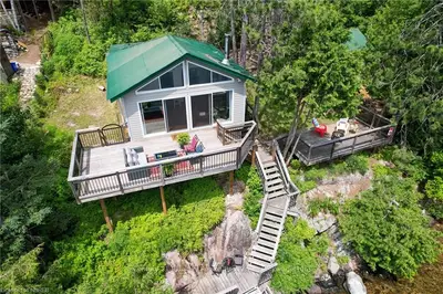 165 VICEROY Road, North Bay, ON P1B 8G4