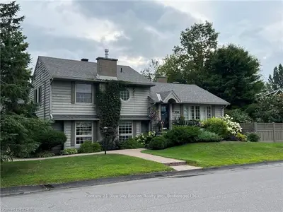 334 WIGSTON Drive, North Bay, ON P1A 1X3