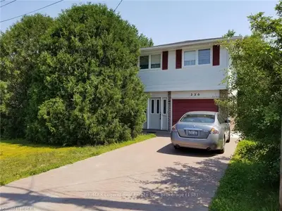 220 MULLIGAN Street S, North Bay, ON P1A 3P3