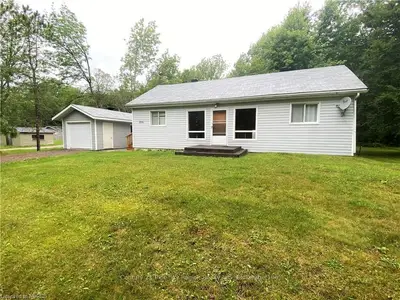894 JOCKO POINT Road, North Bay, ON P1B 8G5