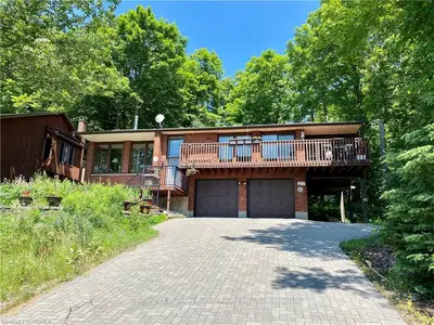 277 HEARST Street, North Bay, ON P1B 8Z2