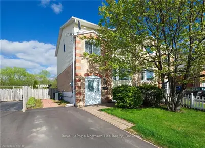 106 JOHNSTON Road, North Bay, ON P1B 9N6