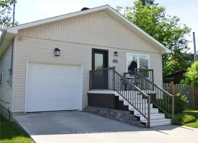 177 SIXTH Avenue W, North Bay, ON P1B 3P1