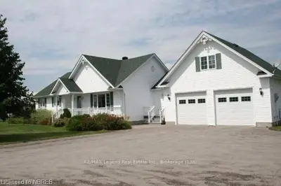 353 LECLAIR Road, West Nipissing, ON P0H 2M0